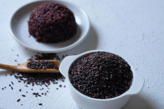 Apem Beras Merah untuk Penderita Anemia